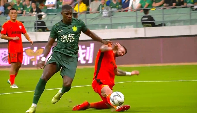 百家乐-媒体人：法比奥进球类似阿森纳对阵曼联角球进球，在中超不判少见