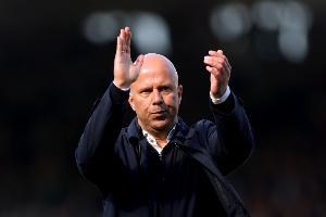 百家乐APP-将战纽卡！斯洛特：我猜伊萨克不会上场，但他们还有戈登等进攻手